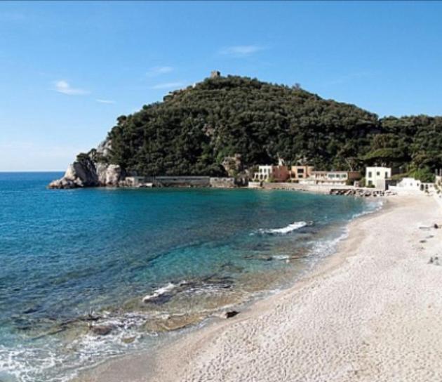 Apartment Arma Delle Manie *