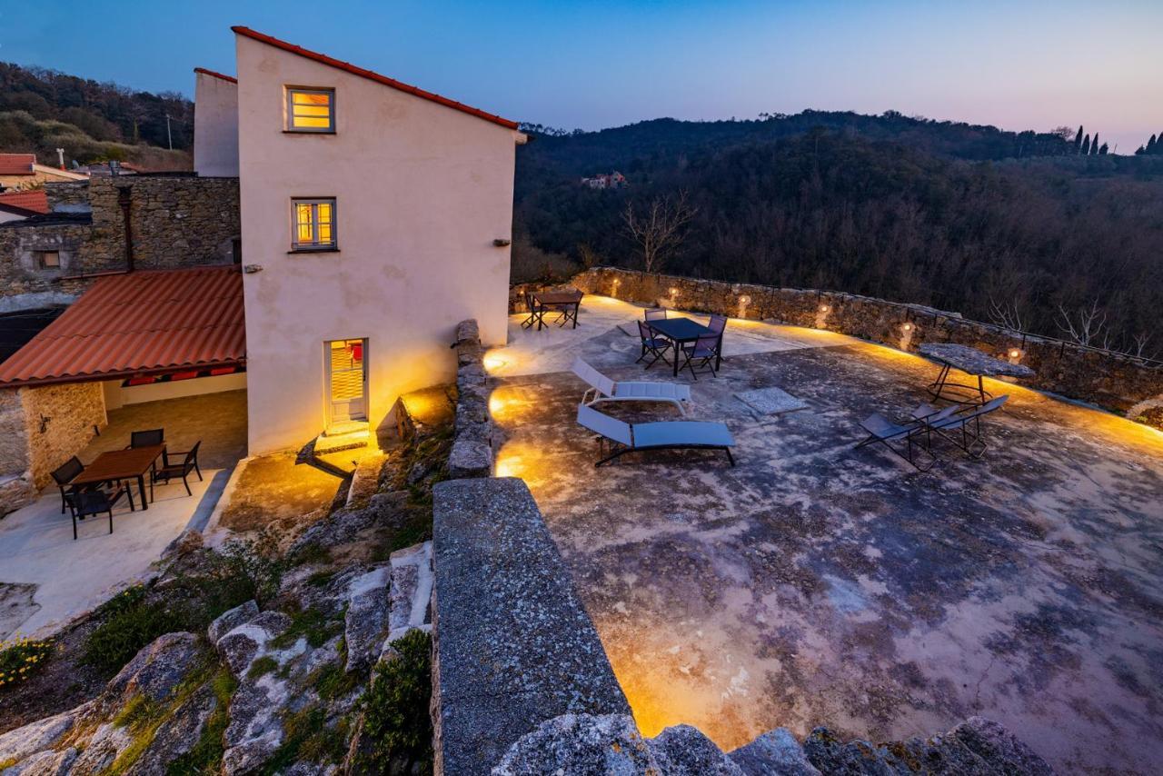 Apartment Arma Delle Manie